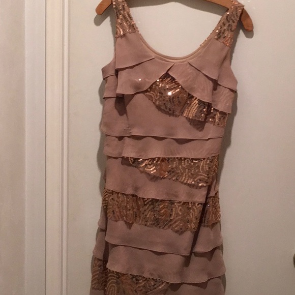 PALE GOLD W/DARKER GOLD SEQUINS FRONT/BACK SAME 💥 - Picture 4 of 4